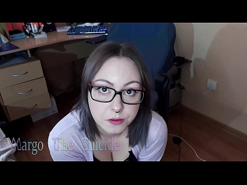 ❤️ Ang Sexy na Babae na may Salamin ay Sumipsip ng Dildo sa Camera ☑ Porno sa porn tl.onlydesiporn.ru