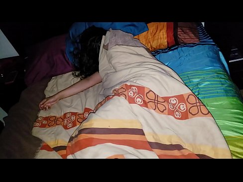❤️ Pinupunasan ng stepson ang kanyang batang madrasta habang natutulog ito. ☑ Porno sa porn tl.onlydesiporn.ru
